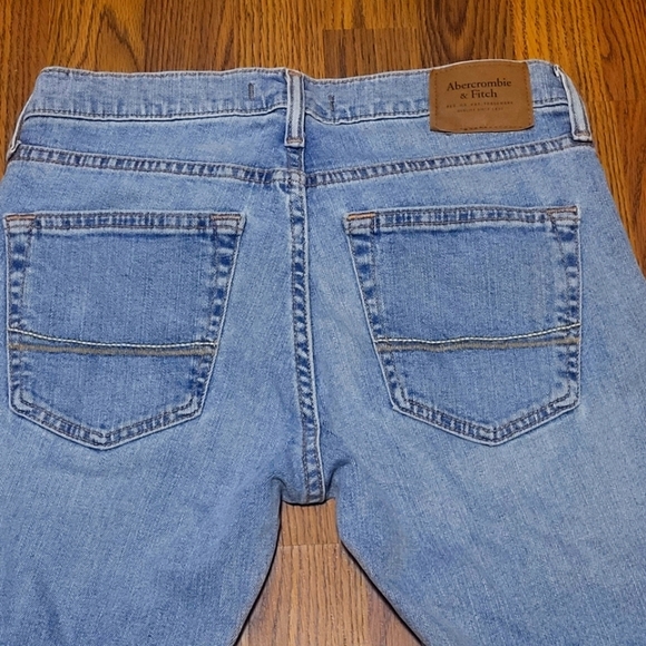 Abercrombie & Fitch Light Wash Skinny Stretch Blue Jeans Size W28/L30 - Picture 8 of 8